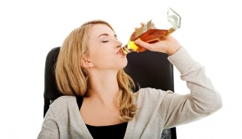 prostředek pro léčbu ženské alkoholismu - kapsle Alkozeron