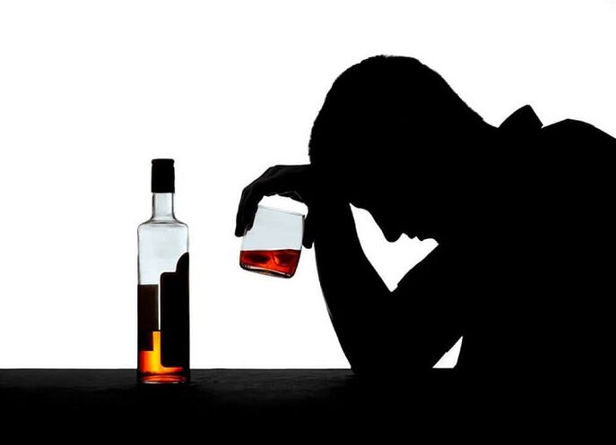 muž se závislostí na alkoholu, jak pomoci přestat pít
