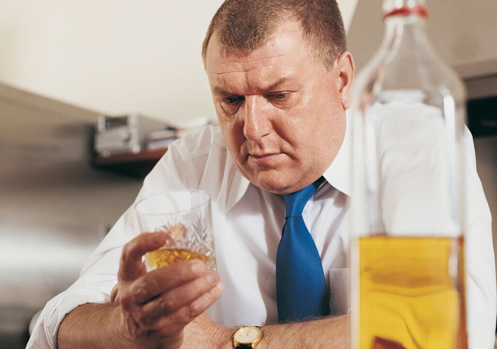 příznaky alkoholismu