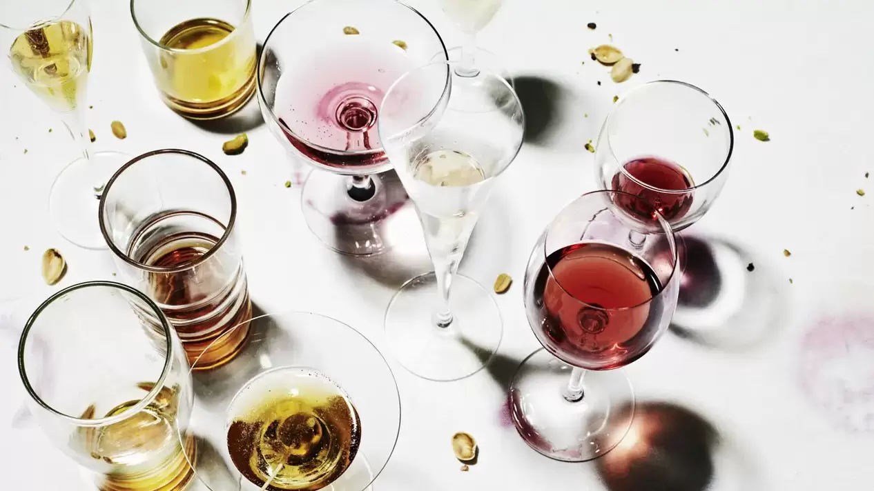 Proč nemůžete pít alkohol, když užíváte antibiotika